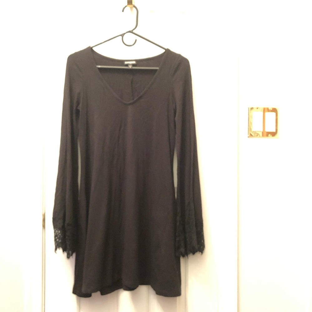 NWOT EXPRESS LITTLE BLACK DRESS LACE WIDE SLEEVES